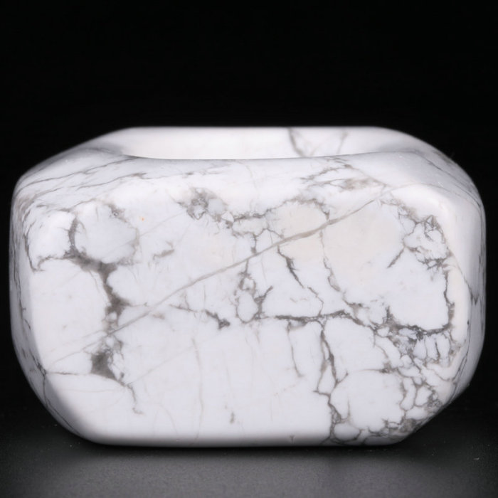 4.2 '' Howlite K2854