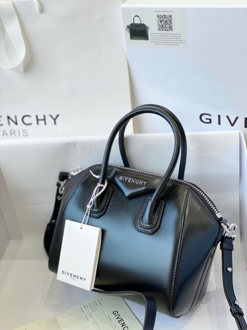 Givenchy Micro Antigona Bag In Box Leather