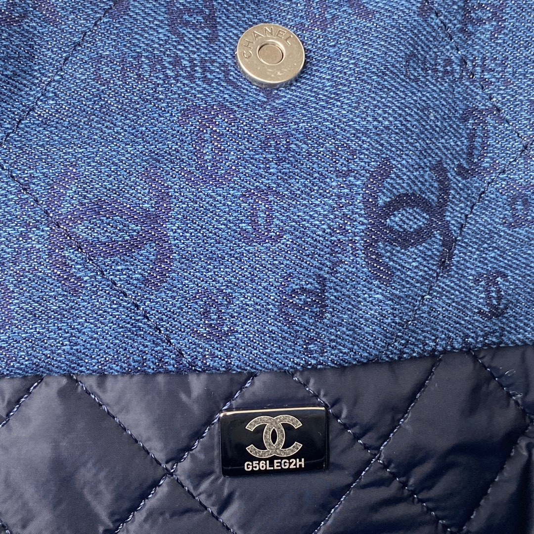 US$ 246.05 - 2022 Top New Original Chanel 22 denim bag Tote bags