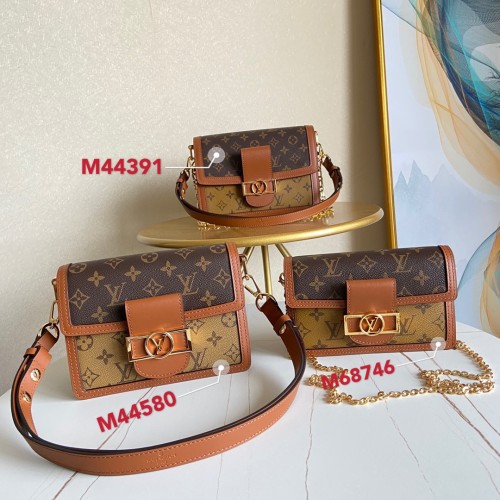 Top Original Louis Vuitton Dauphine Chain Bag M44391，M44580，M68746