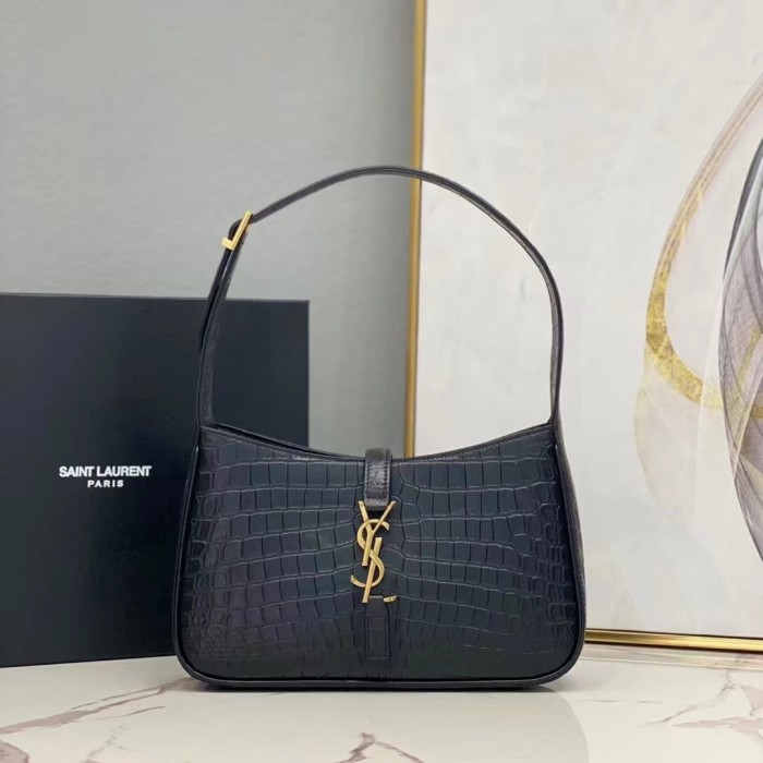 YSL LE 5 À 7 HOBO BAG IN SMOOTH LEATHER