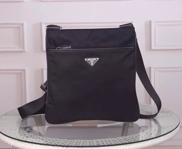 Prada053HMF59 30*28*2 cm