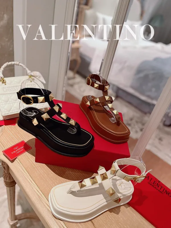 Valentino shoes 010 XM 082