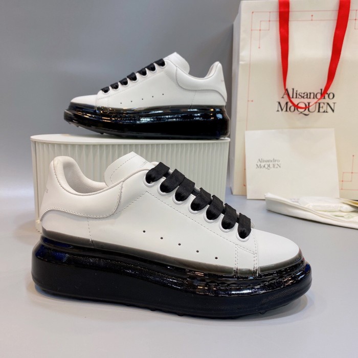 Alexander McQUEEN 001 Casual shoes XM 063
