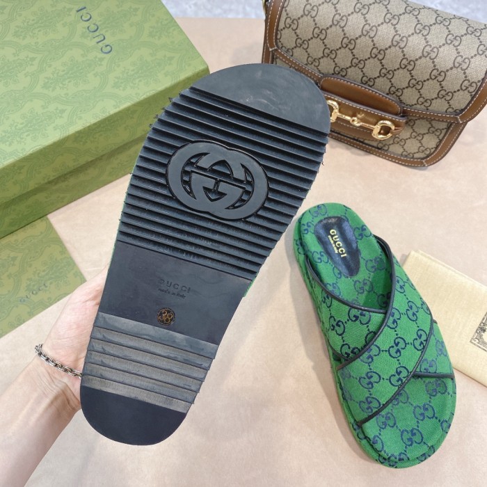 Gucci shoes 025 XM012