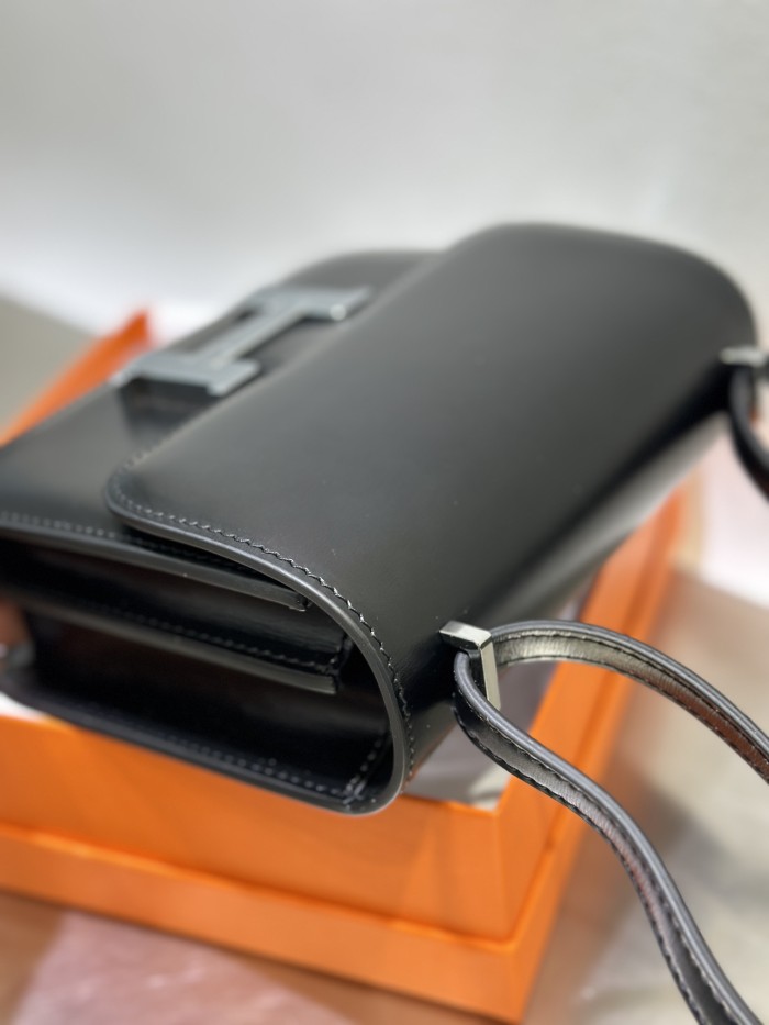 Hermes CONSTANCE 8113 XYZ002 18cm