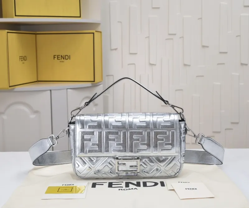 Baguette Bag Silver 3314 LM071 26cm