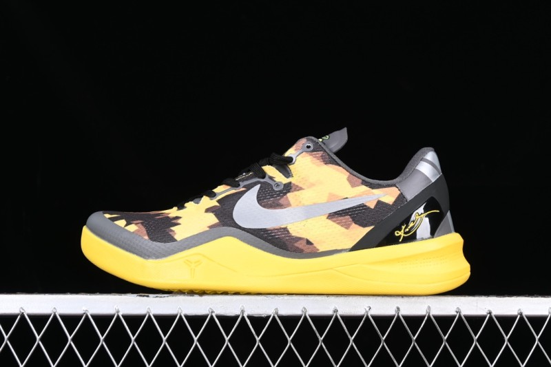 Nk Kobe 8  SYSTEM  555286-077 XM053