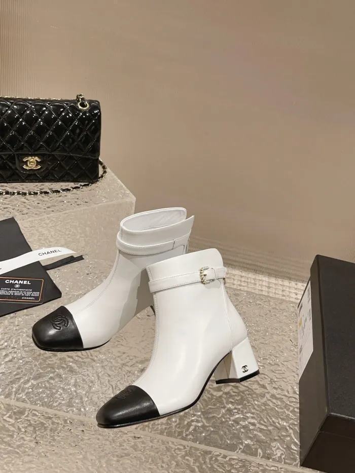Chanel 013 boots XM083