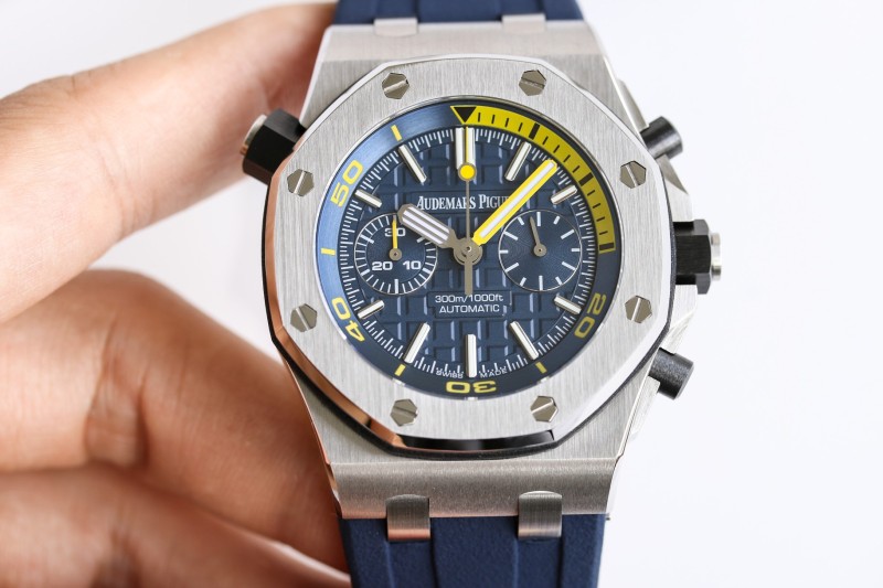 Audemars Piguet ROYAL OAK OFFSHORE 26703 42mm