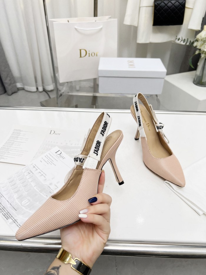Dior shoes 037 XM042