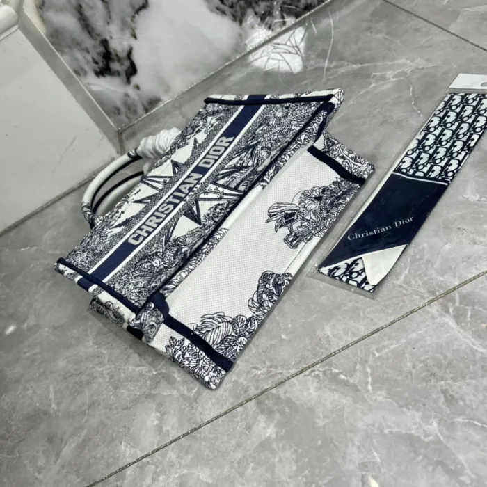 10A + top quality Small Dior Book Tote 0175 XB012 26cm
