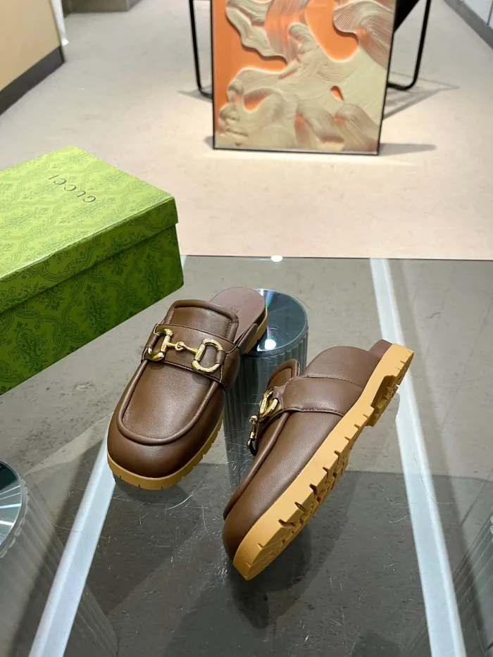 Gucci shoes 046 XM092