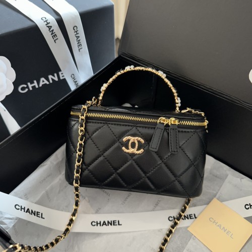 Chanel Cosmetic Bag 004 DB551 18cm