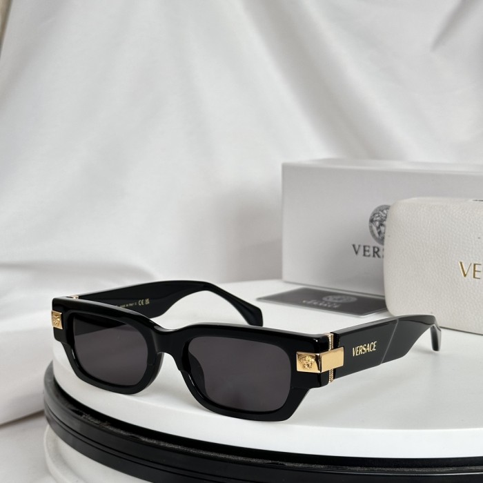 Versace Sunglasses 4465 SM061