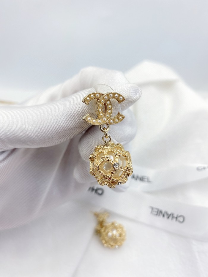 Chanel Earring 040