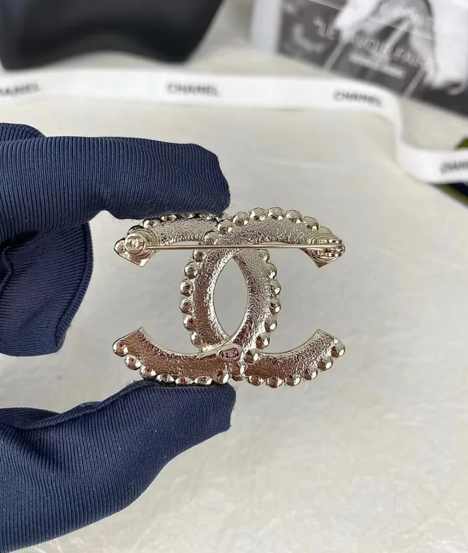 Chanel Brooch 003