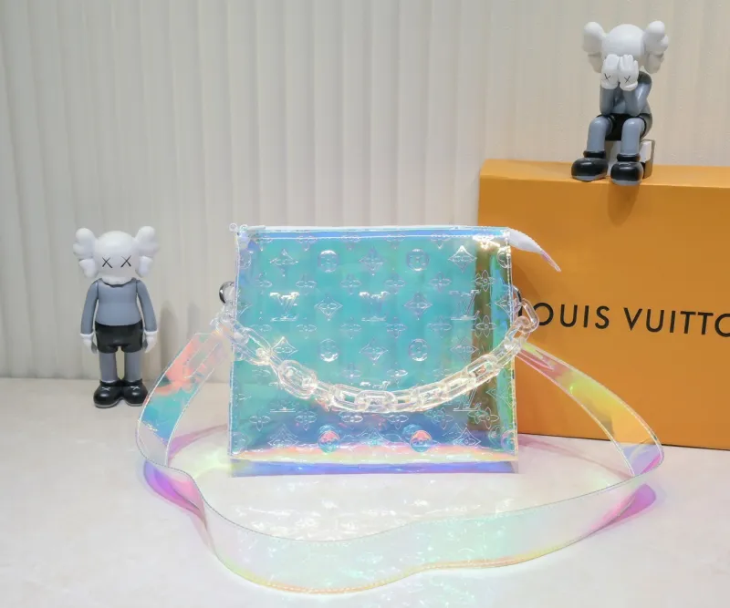LV Toiletry Pouch On Chain M67692 LM061 25cm