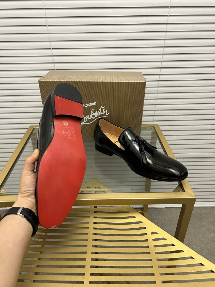 Christian Louboutin 058 Casual shoes HL003
