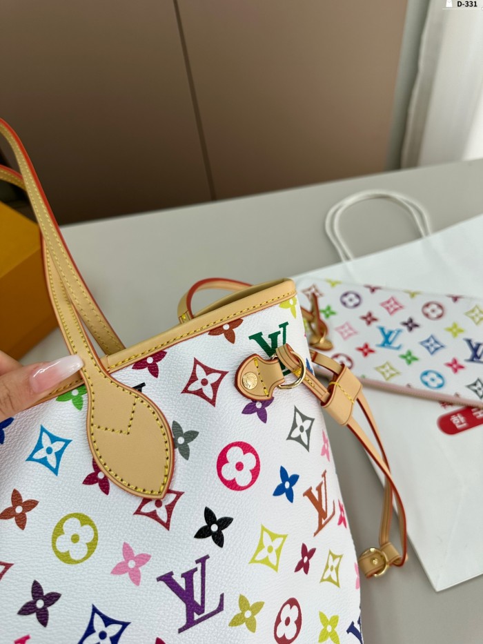 LV Neverfull Tote 065 DB561 30cm