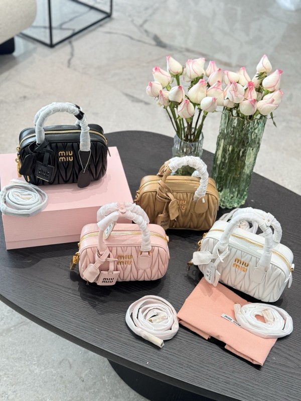 Miu Miu Handbag 001 DB052 20cm