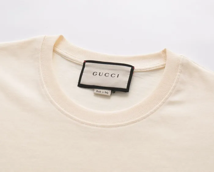 Gucci T-Shirts 011