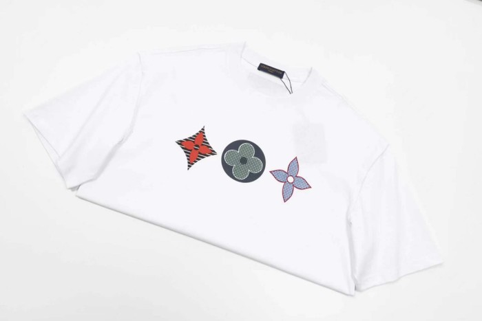 LV T-Shirts 010