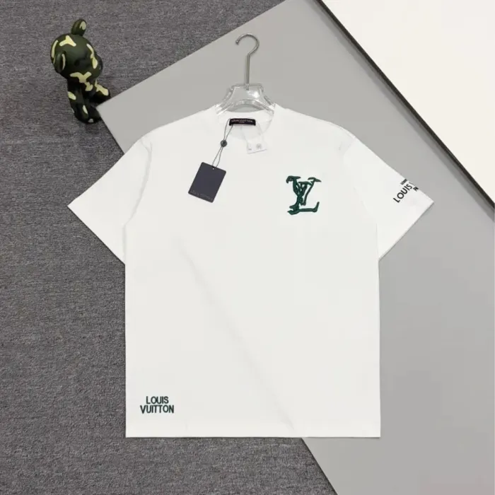 LV T-Shirts 015