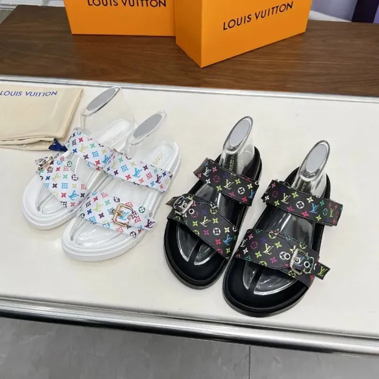 LV Shoes 025 XM091