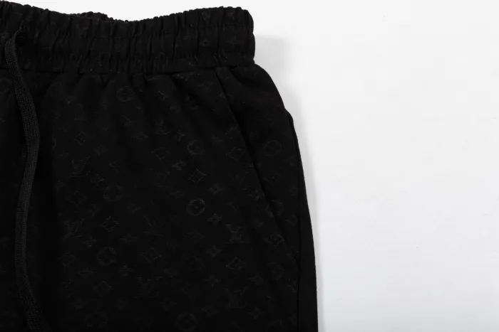 LV Shorts 012
