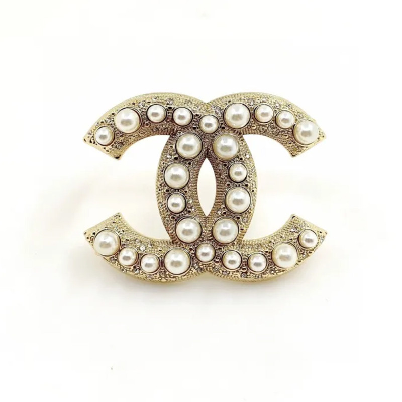 Chanel Brooch 001