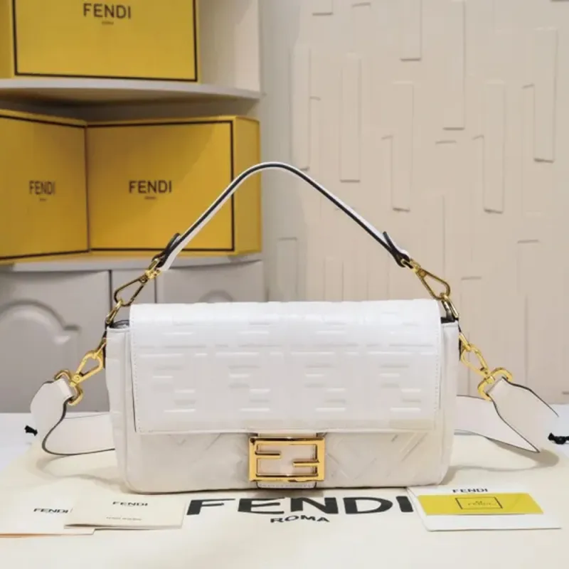 Baguette Bag White 3314 LM071 26cm