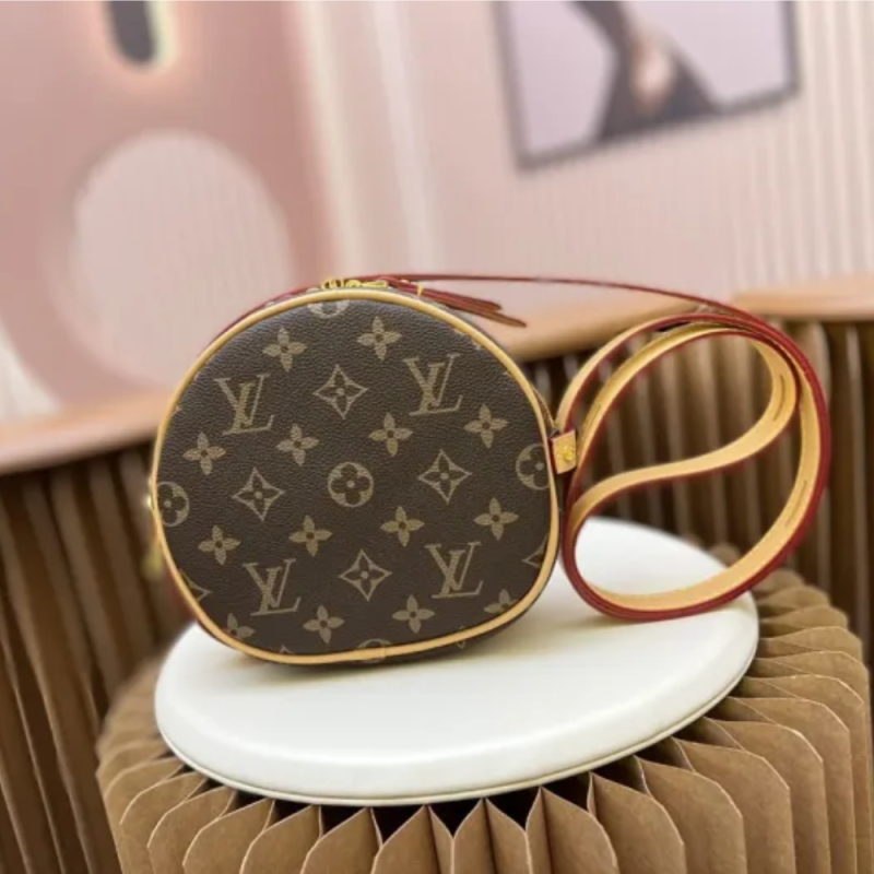LV M52293 LM081 18cm