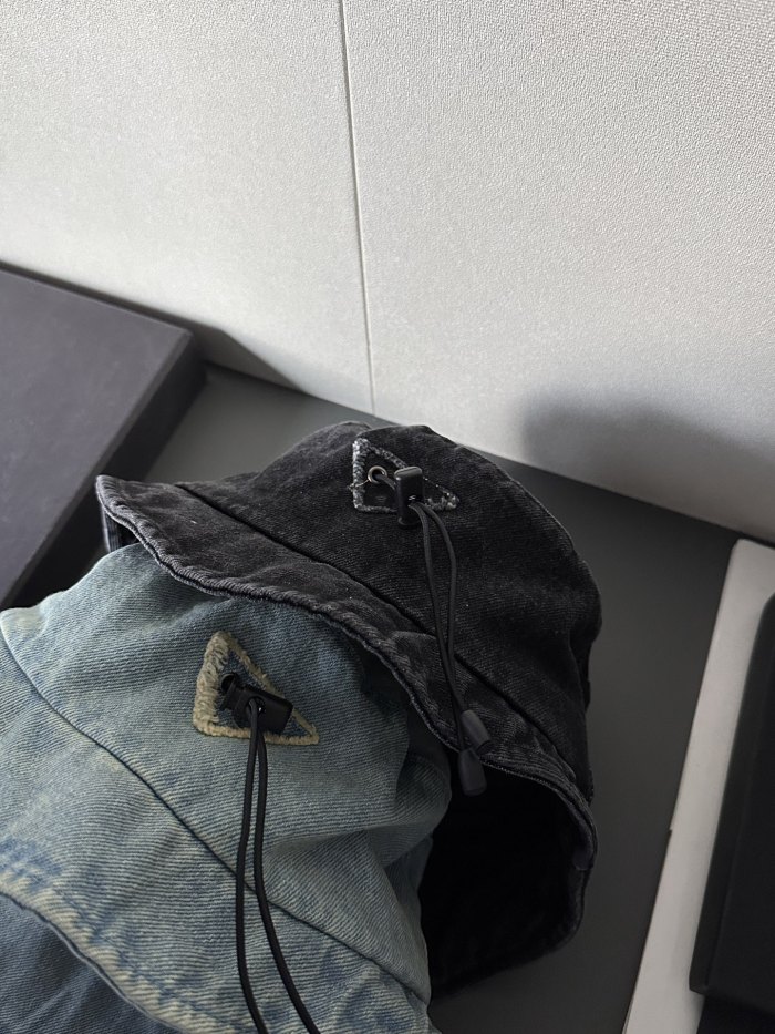 Balenciaga Hats & Caps