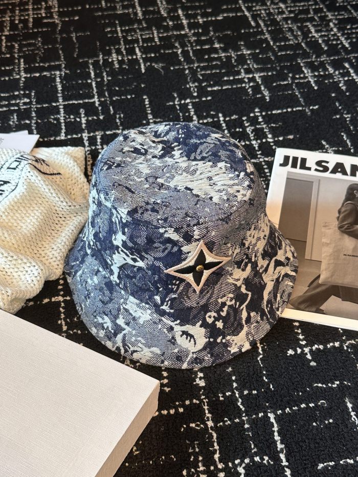 LV Hats & Caps