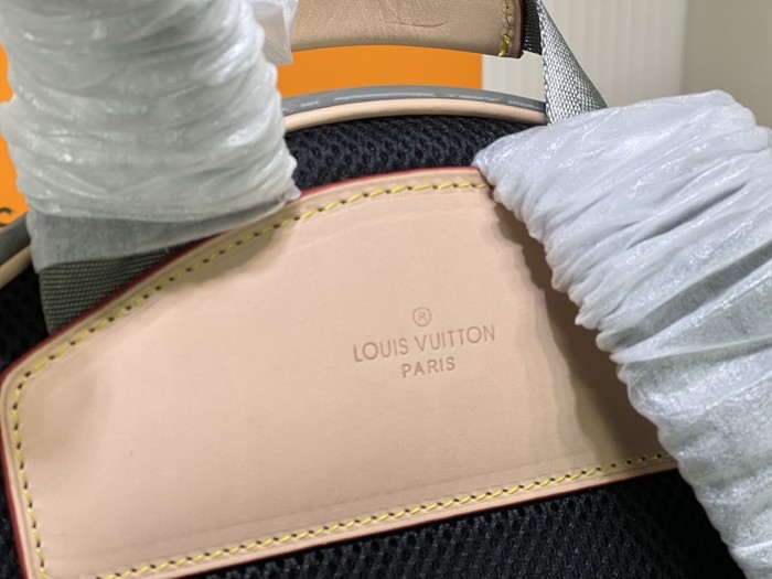 LV Backpack M43882 XX032 43cm