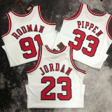 1998 BULLS PIPPEN #33 White Retro Top Quality Hot Pressing NBA Jersey