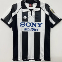 1997-1998 JUV Home Retro Soccer Jersey
