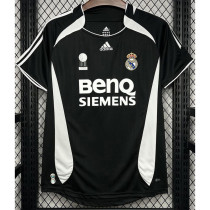 2006-2007 RMA Black Retro Soccer Jersey