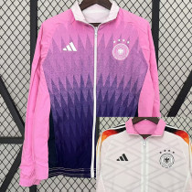 24-25 Germany Pink & White Double Sided Windbreaker (双面风衣)