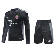 Mens Bayern Munich Goalkeeper Black Long Sleeve Jersey + Shorts Set 2021/22