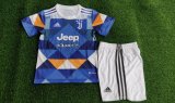 Kids Juventus Fourth Jersey 2022/23