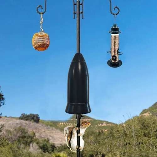 Poles Raccoons & Squirrels Stopper Hanging Squirrel Baffles