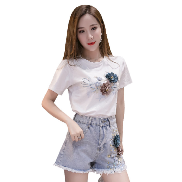 Women's Embroidered Flowers Sexy New Frayed Shorts