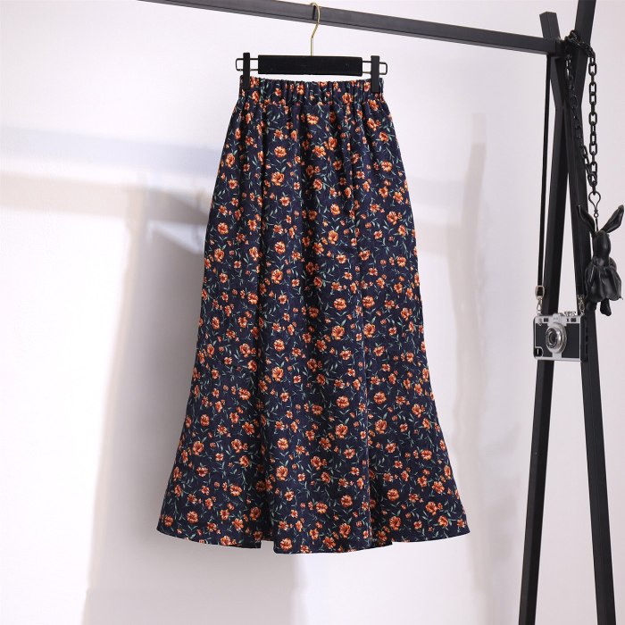 New Floral Fishtail A-line Pack Hip Corduroy Skirt Trend