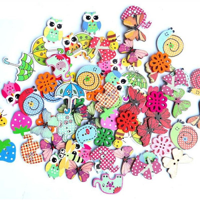 Animal Shaped Wooden Sewing Buttons Scrapbook Colorful 2 Hole DIY Accessories