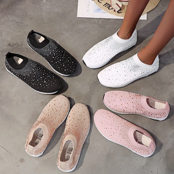 Women Comfortable Soft Bottom Slip on Casual Sneakers