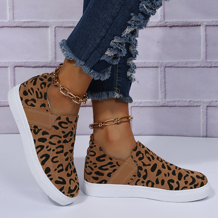 Women's Round Toe Leopard Print Slip-on Sneakers