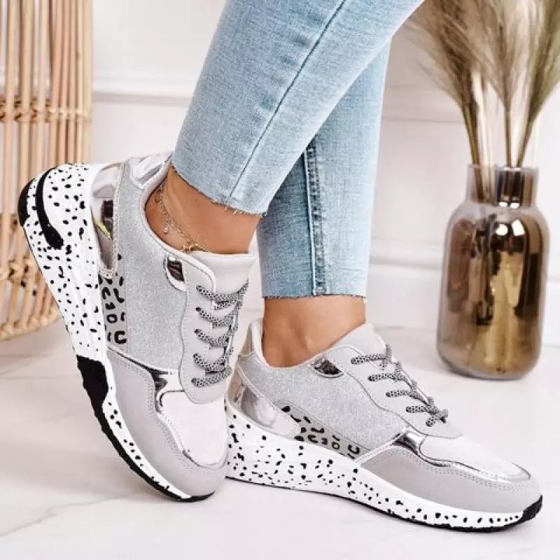 Women's Leather Leopard Print Thick Bottom Comfortable Sneakers