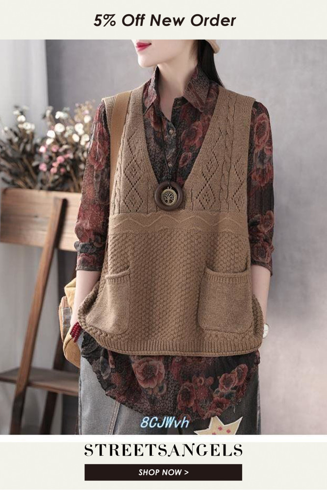 Female V-neck Pocket Decorative Striped Knitted Sweater Vest